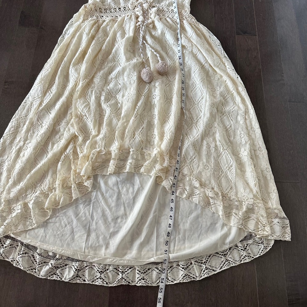 Chic Lace Cream Midi Dress - Picture 5 of 11